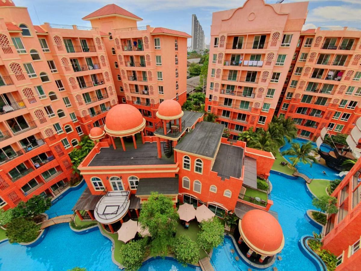 Seven Seas Condo By Dmitrii Jomtien Beach Exterior photo