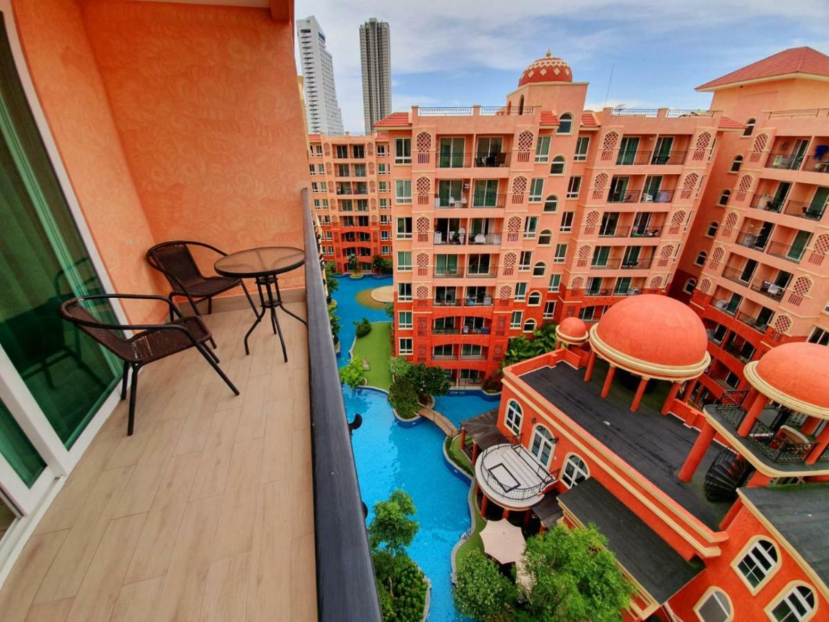 Seven Seas Condo By Dmitrii Jomtien Beach Exterior photo