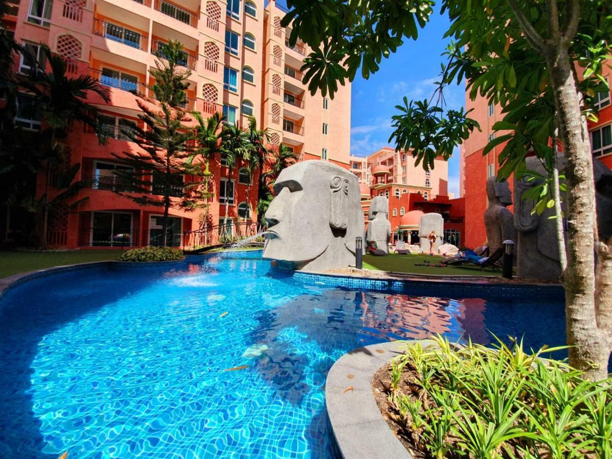 Seven Seas Condo By Dmitrii Jomtien Beach Exterior photo